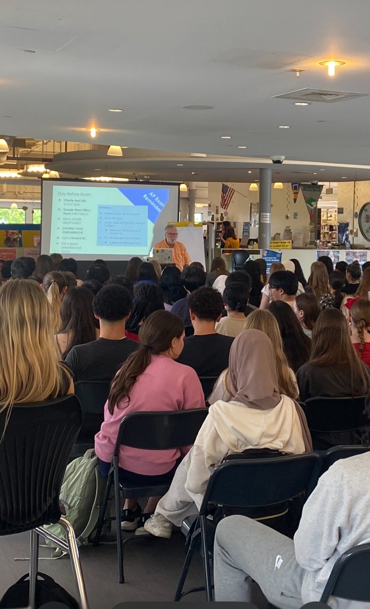 A big thanks to Charlie Hart for coming in today to pump up our students for the AP World exam tomorrow! It was so good to see this absolute Sandburg legend return home and in his element!