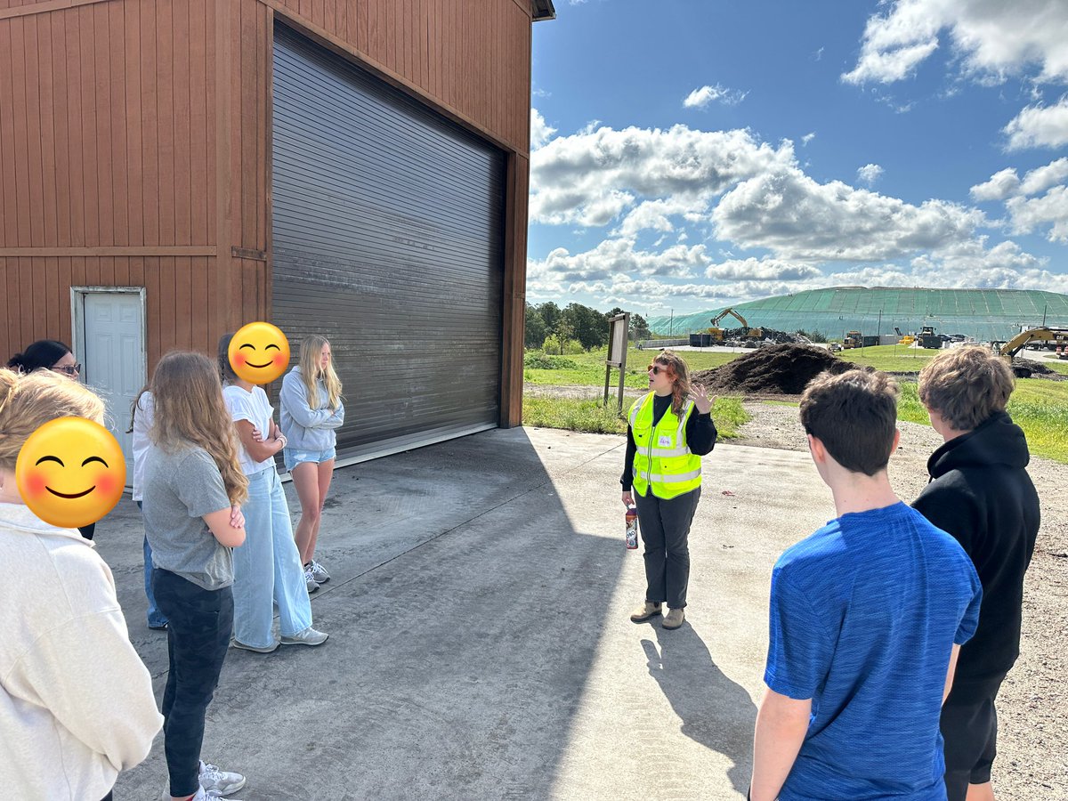 Maria Elena Gaborov Jones tweet media