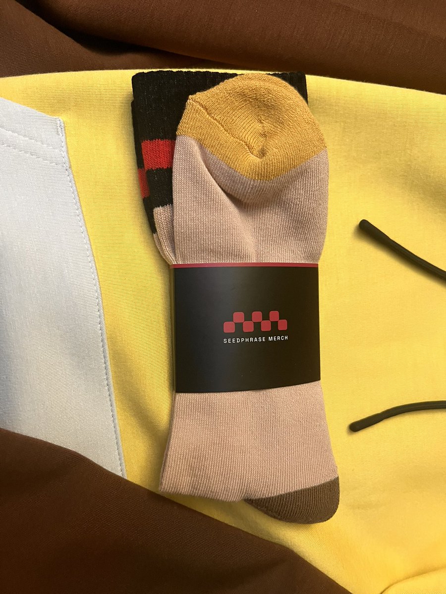 Ferdinando de’ medici (@ferdinandodeme2) on Twitter photo <a href="/MinnieMuse_eth/">Colby Mugrabi</a> <a href="/marcjacobs/">Marc Jacobs</a> Amazing ! Just stunning.! Love the yellow, so great, <a href="/marcjacobs/">Marc Jacobs</a> is such a legend 💛
***maybe why I love my <a href="/mmERCH/">mmERCH</a> Seedphrase collab hoodie so much 🤯 <a href="/MinnieMuse_eth/">Colby Mugrabi</a> <a href="/marcjacobs/">Marc Jacobs</a> Amazing ! Just stunning.! Love the yellow, so great, <a href="/marcjacobs/">Marc Jacobs</a> is such a legend 💛
***maybe why I love my <a href="/mmERCH/">mmERCH</a> Seedphrase collab hoodie so much 🤯