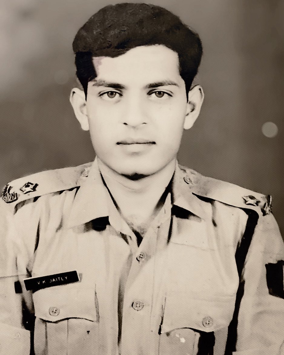 #fallensoldiers - Last night, I dreamed of my late father  Col Vikram Kumar Jaitly (SM), lovingly called TIGER by the troops he commanded and served with. . A warrior and veteran of the 1971 war, wounded at just 21…Bullets mangled his leg, shrapnel carved through his flesh but