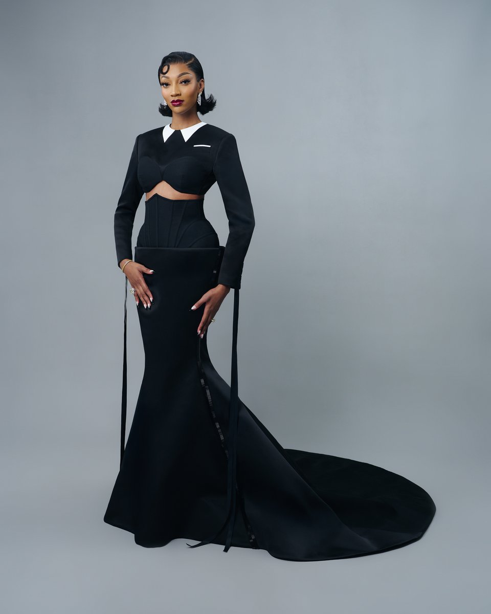 THOM BROWNE. (@thombrowne) on Twitter photo … from 3-piece suit to 3-piece dress …
angel reese wears custom thom browne for the 2025 met gala.
<a href="/Reese10Angel/">Angel Reese</a> <a href="/metmuseum/">The Metropolitan Museum of Art</a>
#thombrowne #angelreese #metgala … from 3-piece suit to 3-piece dress …
angel reese wears custom thom browne for the 2025 met gala.
<a href="/Reese10Angel/">Angel Reese</a> <a href="/metmuseum/">The Metropolitan Museum of Art</a>
#thombrowne #angelreese #metgala