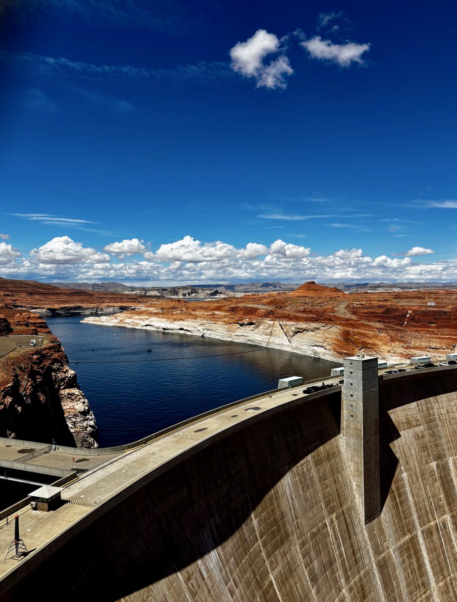 Marathon Monster (@raisinglasvegas) on Twitter photo 