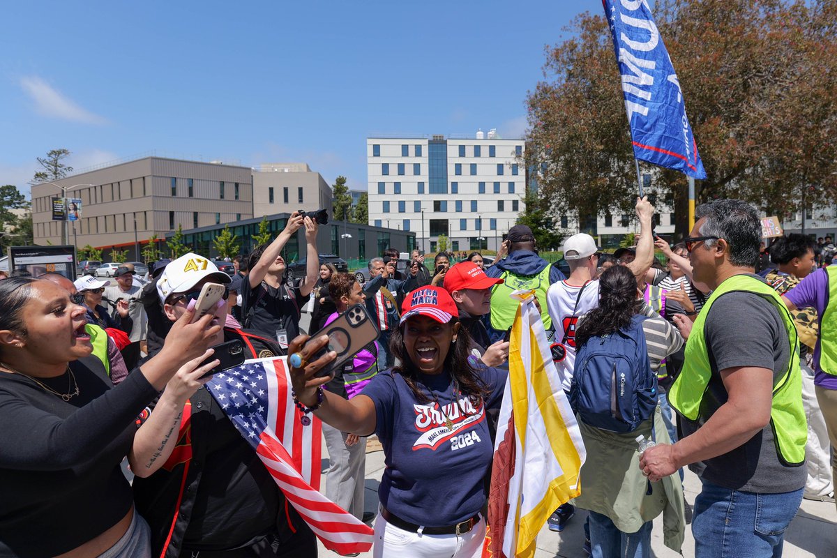geogheganspg's tweet photo. Charlie Kirk, director of the far-right non-profit organization Turning Point USA, hosted his event "The American Comeback Tour” at San Francisco State University on May 6, 2025.

Read more @GGXnews https://t.co/k5CxIDIbMK