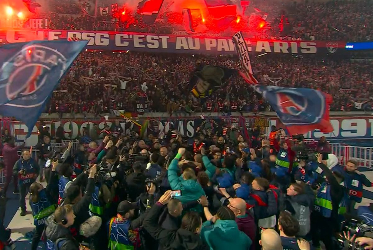 CerfiaFR's tweet photo. 🚨🇫🇷 LE PSG EST EN FINALE APRÈS SA VICTOIRE FACE À ARSENAL, ET TENTERA DE DÉCROCHER LA LIGUE DES CHAMPIONS LE 31 MAI. https://t.co/i03I7bhlZh