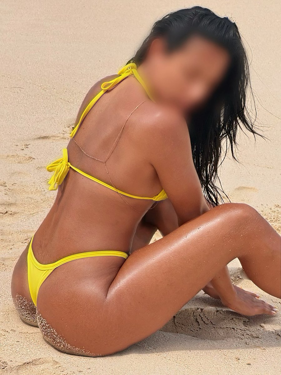 AnittaRoseVIP's tweet image. Golden hour, golden curves, and a taste of trouble waiting in paradise. ☀️

💌 meetanittarose@gmail.com