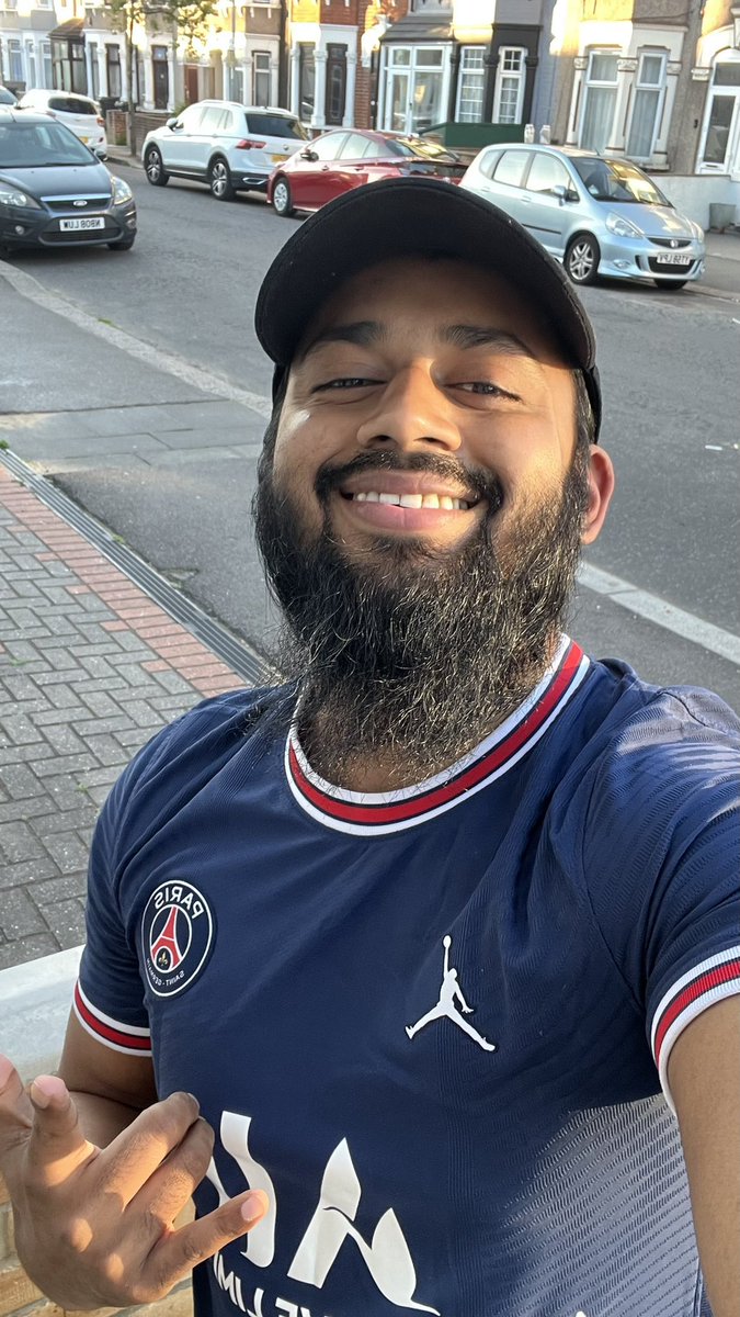 FPLKayman's tweet image. Can’t believe this is my life! 😂😂🤣🤣

#Alhamdulillahforeverything #AllezParis #ArsenalBottlejob #NextSeasonFC #StokeCityFC