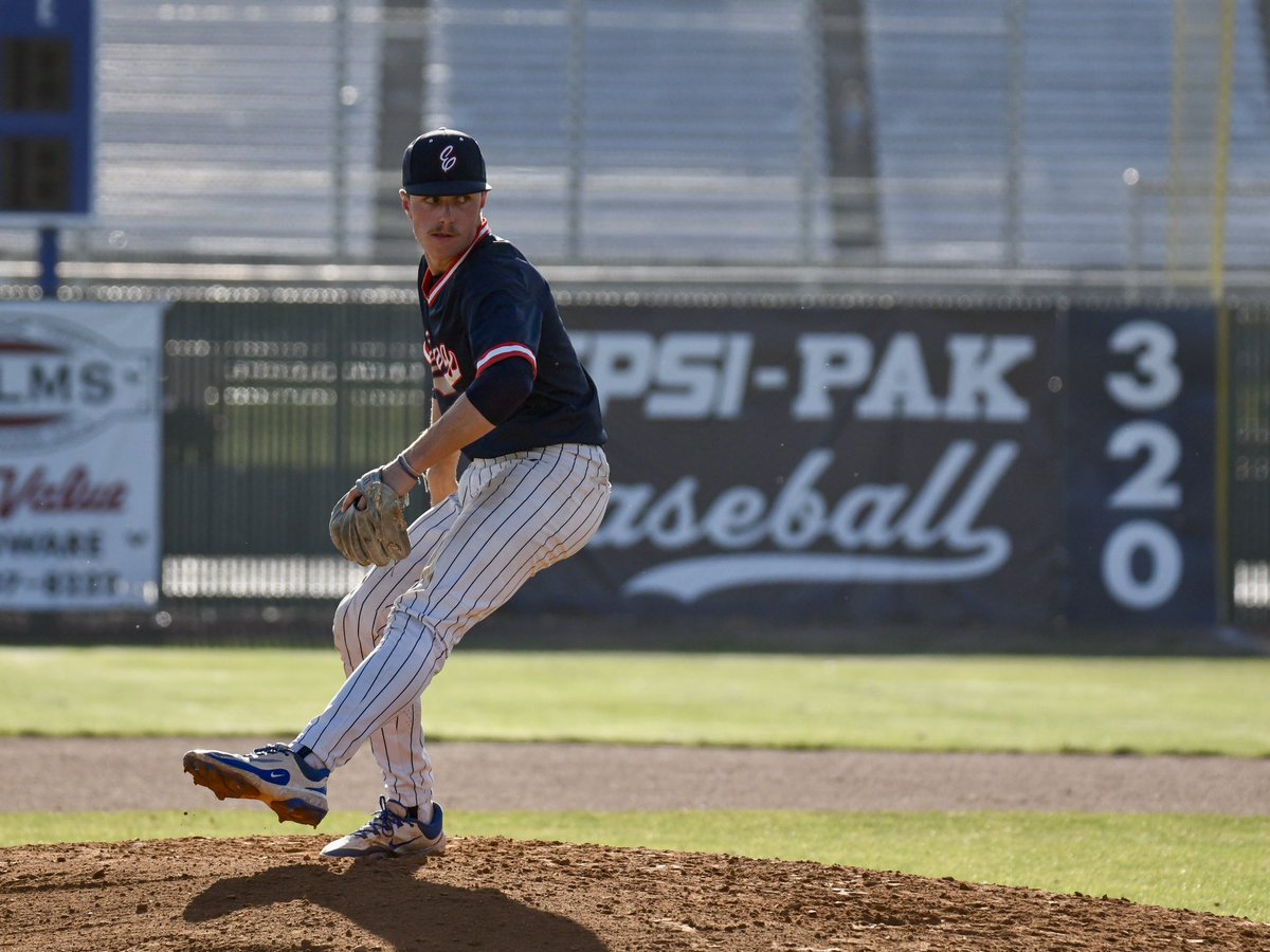 WIAA Class 2A, District 5 Baseball Tournament. Ellensburg (4) vs Selah (1)
#ThisIsTheCWAC  #CWACBaseball2025 #WIAAWA #SportsPhotography