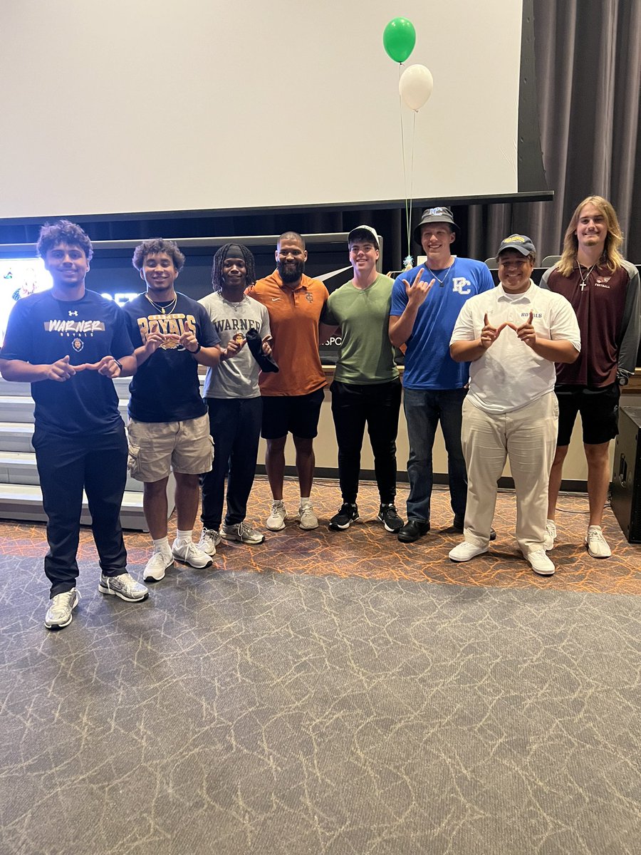 Coach Joe Nieves tweet media