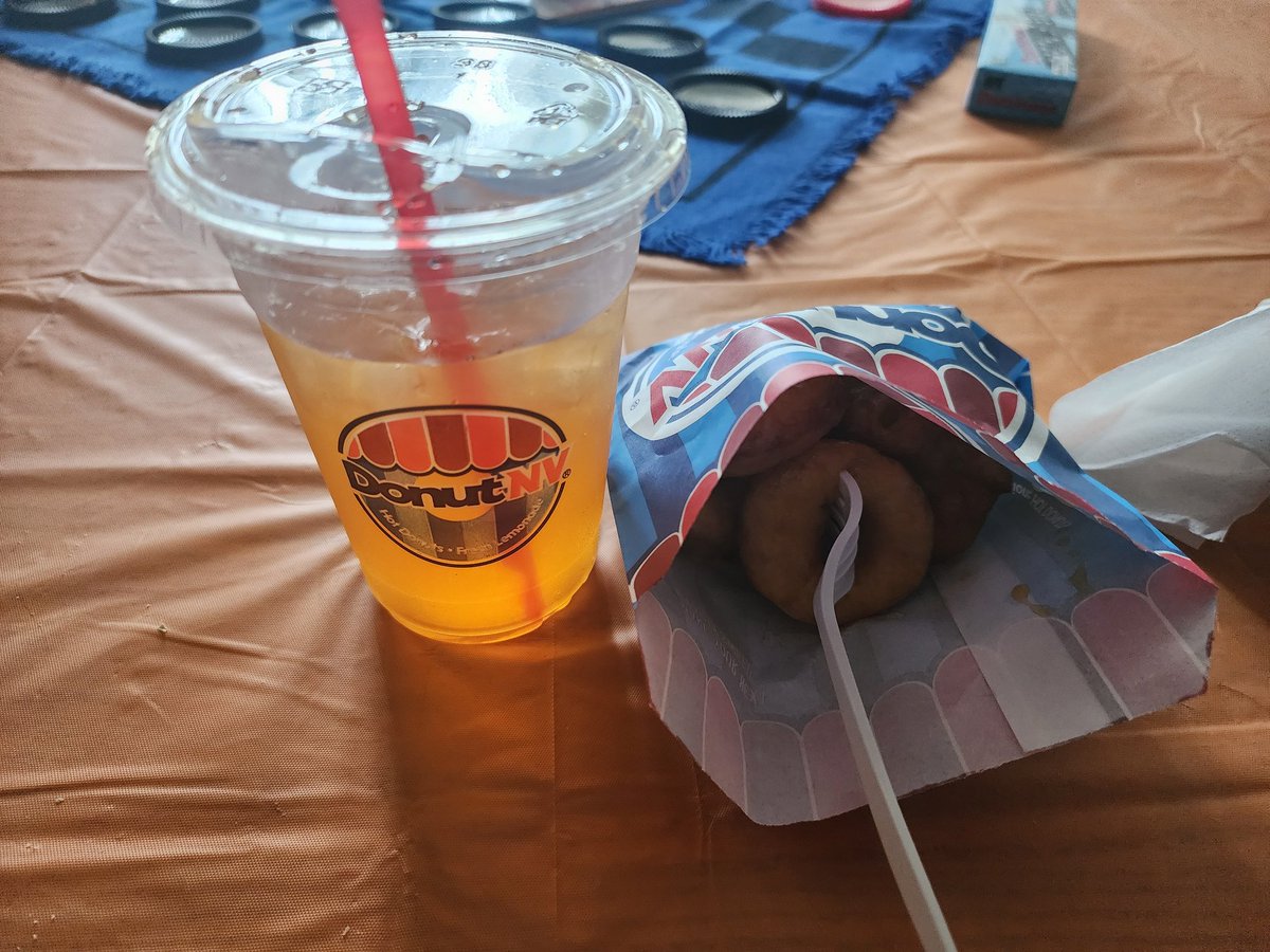 10/10 Recommend 
Watermelon/pineapple lemonade 
Carmel glazed mini donut
#teacherappreciationRCEstyle
<a href="/AyannugaRCE/">Sonya Ayannuga</a> <a href="/RCE_HCS/">RCE_HCS</a> #GameChangers
