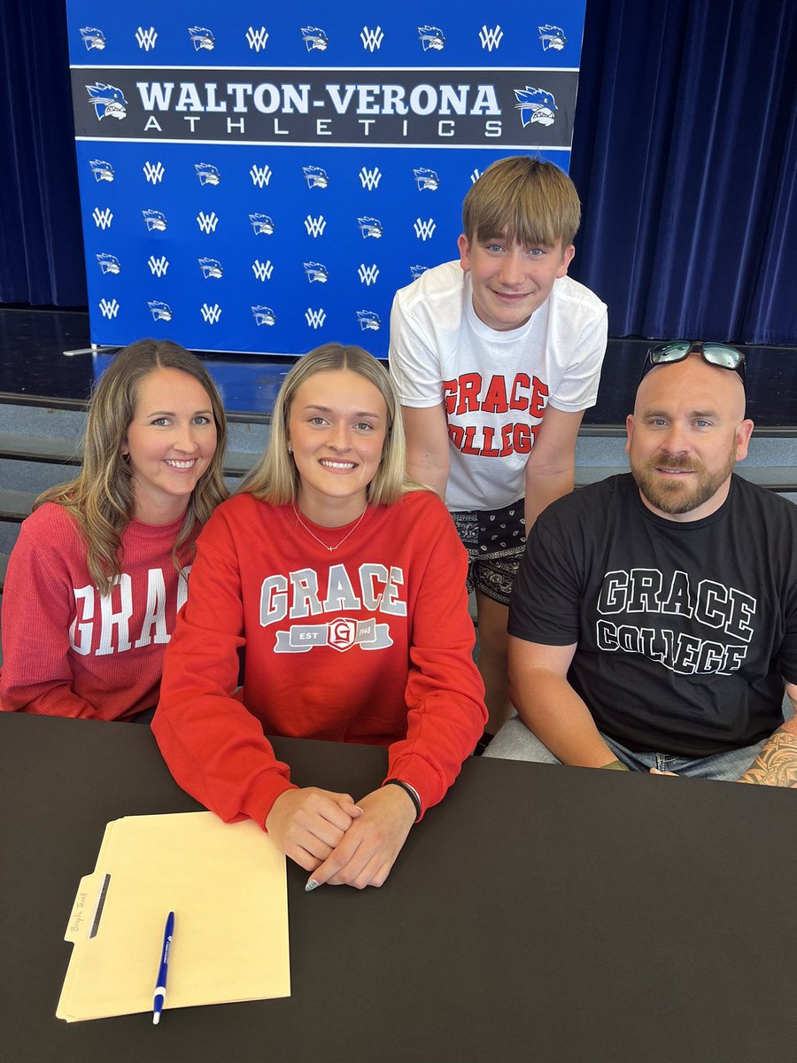 Braylin Terrell (@terrellbraylin) on Twitter photo Pen To Paper! ✍️❤️
So excited to start the next chapter..!
<a href="/gracecollegewbb/">Grace Women’s Basketball</a> <a href="/gbball_wv/">WV Girls Bball</a> Pen To Paper! ✍️❤️
So excited to start the next chapter..!
<a href="/gracecollegewbb/">Grace Women’s Basketball</a> <a href="/gbball_wv/">WV Girls Bball</a>