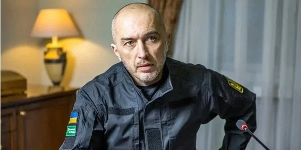 MarioNawfal's tweet image. 🇨🇴 ALIEN BALL DROPS INTO COLOMBIA AND NO ONE KNOWS WHAT IT IS

A weird metal sphere just fell from the sky in Buga, Colombia, and scientists are officially confused.

It’s made of three dense layers, has a chip-like core, and 18 tiny micro-spheres inside—no welds, no seams, and…