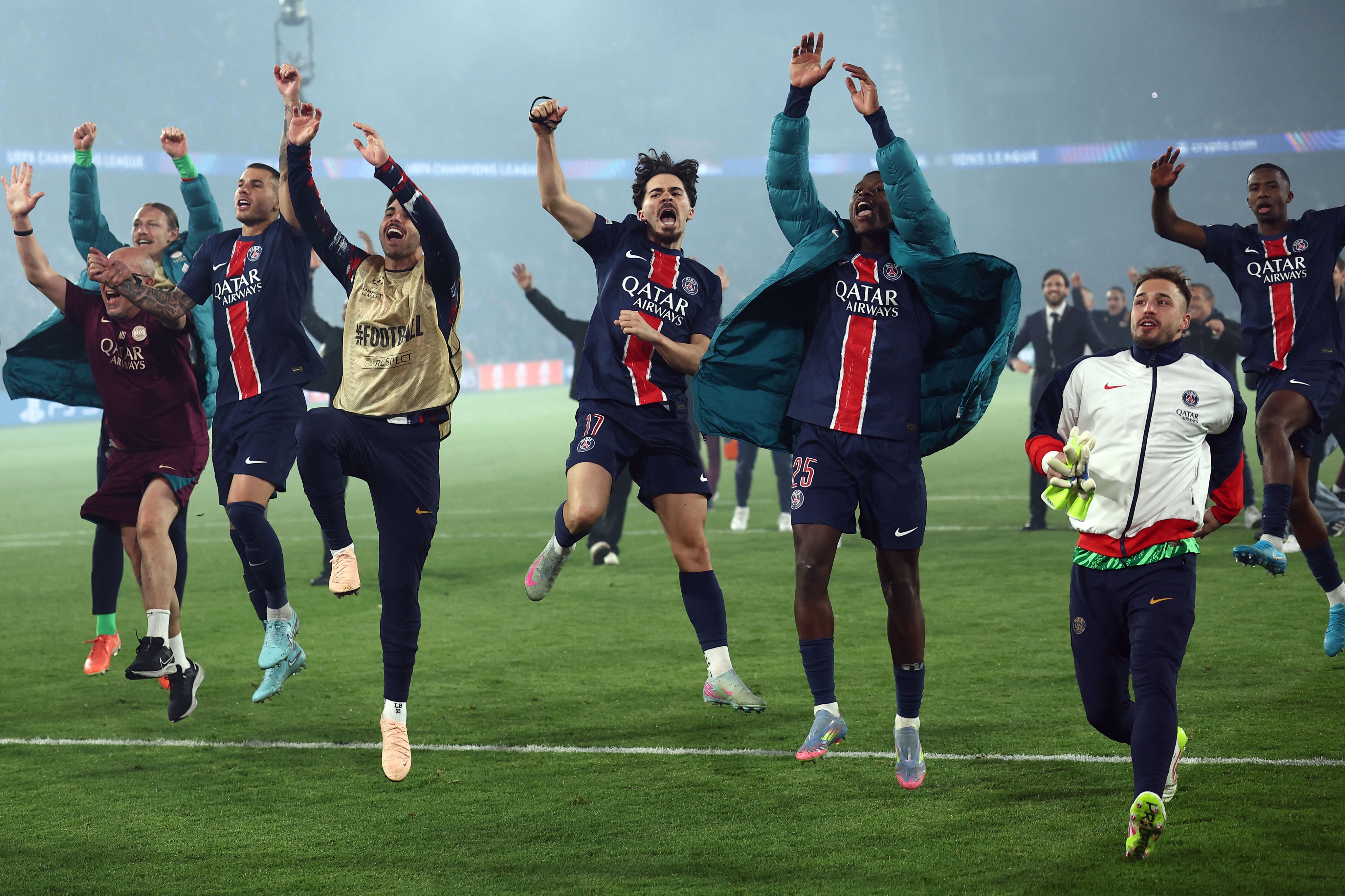 2025 UEFA CL決勝 パリ・サンジェルマン クヴァラツヘリア ユニ