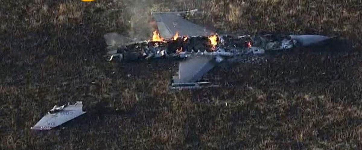 india_eye_now's tweet photo. BREAKING 🚨 Around 2:04 AM, 
3 Pakistani JF-17s and 2 F-16s were shot down by India's S-400 missile defense system while attempting to violate Indian airspace near Amritsar. Photos are circulating. (unconfirmed) https://t.co/x7SiLtwY8m