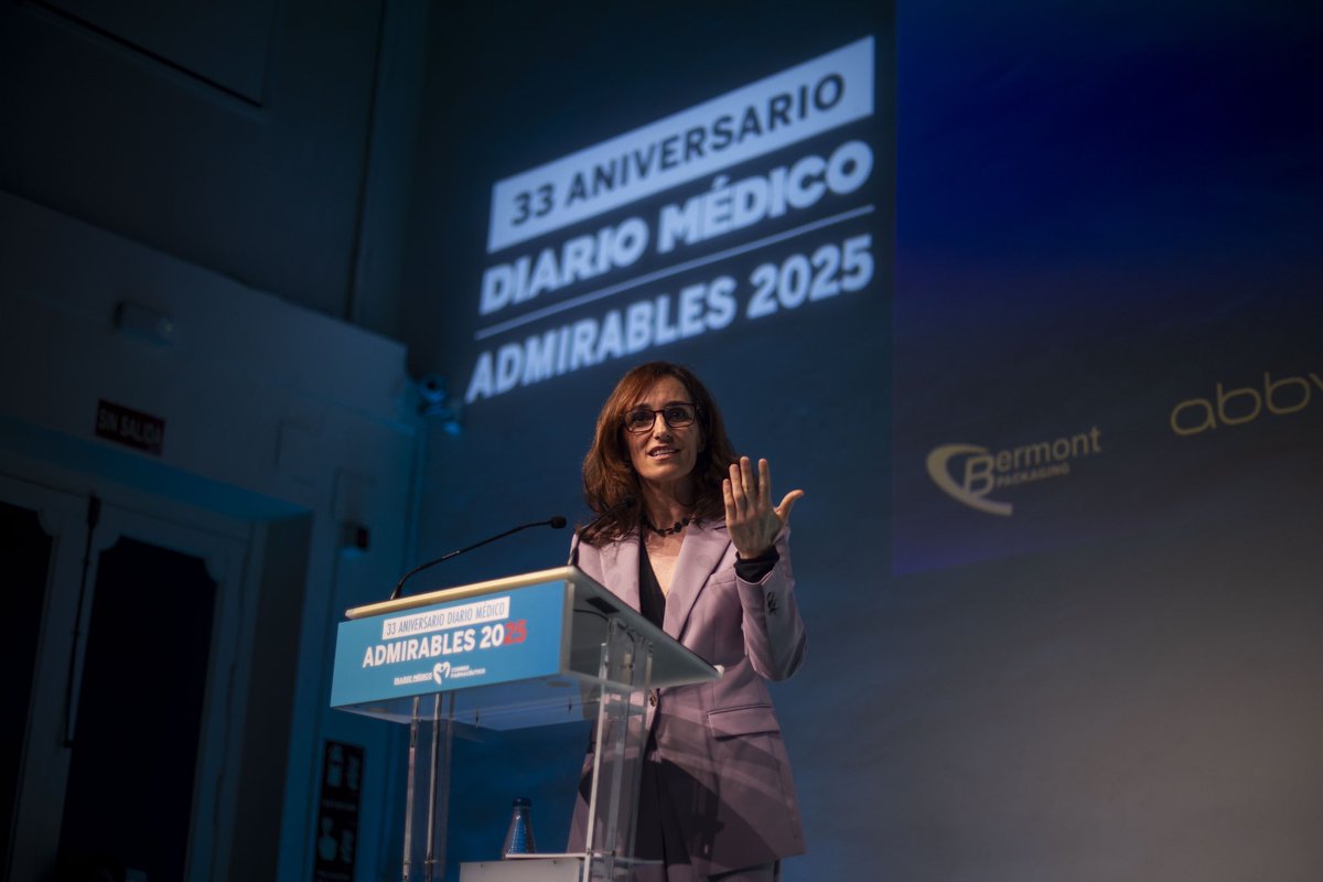 Mónica García (@monica_garcia_g) on Twitter photo Un honor participar un año más en los Premios #Admirables25 de <a href="/diariomedico/">Diario Médico</a> y <a href="/CFarmaceutico/">Correo Farmacéutico</a>. Reconocen la excelencia, la vocación y el compromiso de quienes sostienen nuestra sanidad: profesionales que salvan vidas, cuidan, investigan y garantizan el derecho a la salud. Un honor participar un año más en los Premios #Admirables25 de <a href="/diariomedico/">Diario Médico</a> y <a href="/CFarmaceutico/">Correo Farmacéutico</a>. Reconocen la excelencia, la vocación y el compromiso de quienes sostienen nuestra sanidad: profesionales que salvan vidas, cuidan, investigan y garantizan el derecho a la salud.