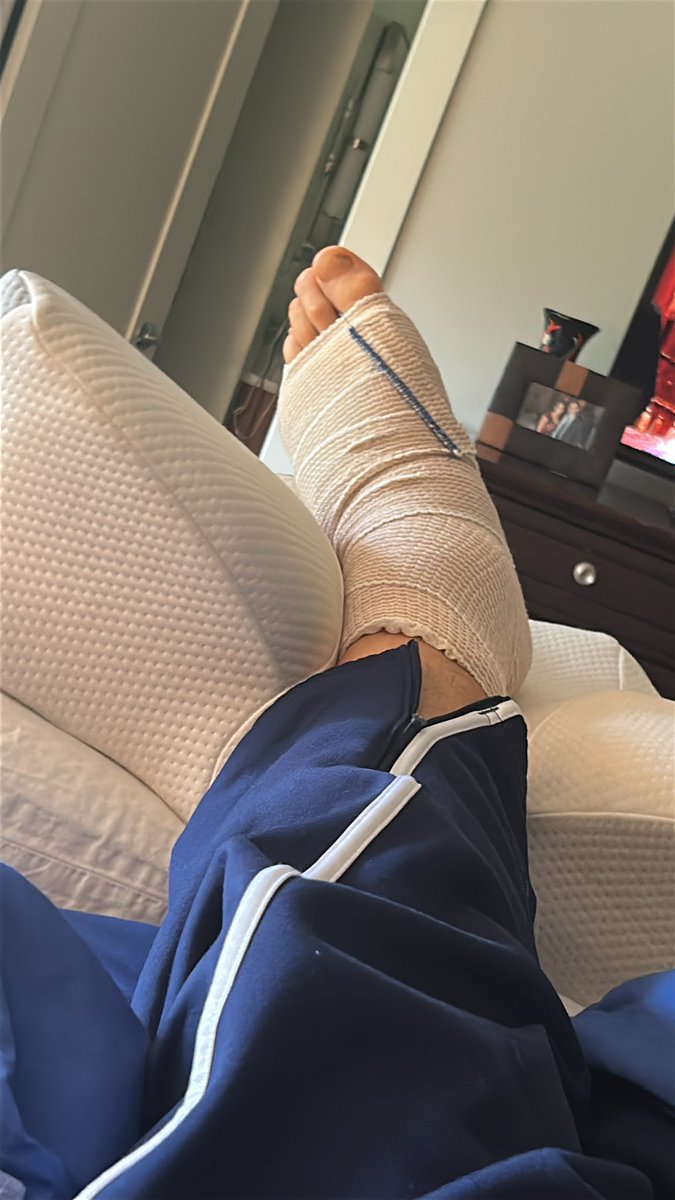 Foot surgery a success.
Ready to be back soon🔜