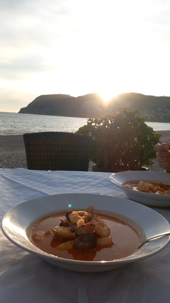 RedaRatatta's tweet image. Bienvenido verano☀️ 💙

#ratata 
#España #Andalucía #Almuñecar #Malaga #Granada #AlEmira #Verano #Summer #palya