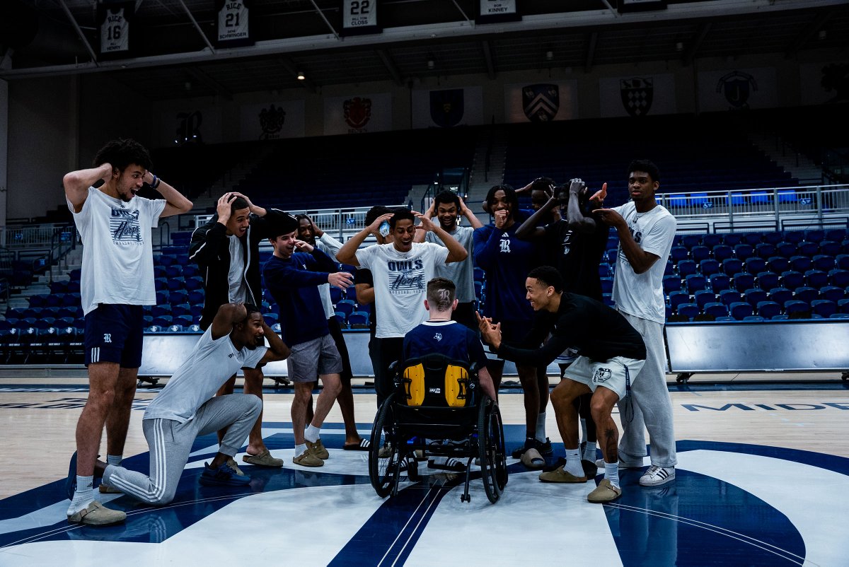 Team IMPACT (@goteamimpact) on Twitter photo Look at that haircut ๐๐คฉ
Christian debuted the Rice logo shaved into his head at his official signing day with <a href="/RiceMBB/">Rice Menโs Basketball</a> - and of course his teammates loved it!
#AllInAllTogether Look at that haircut ๐๐คฉ
Christian debuted the Rice logo shaved into his head at his official signing day with <a href="/RiceMBB/">Rice Menโs Basketball</a> - and of course his teammates loved it!
#AllInAllTogether
