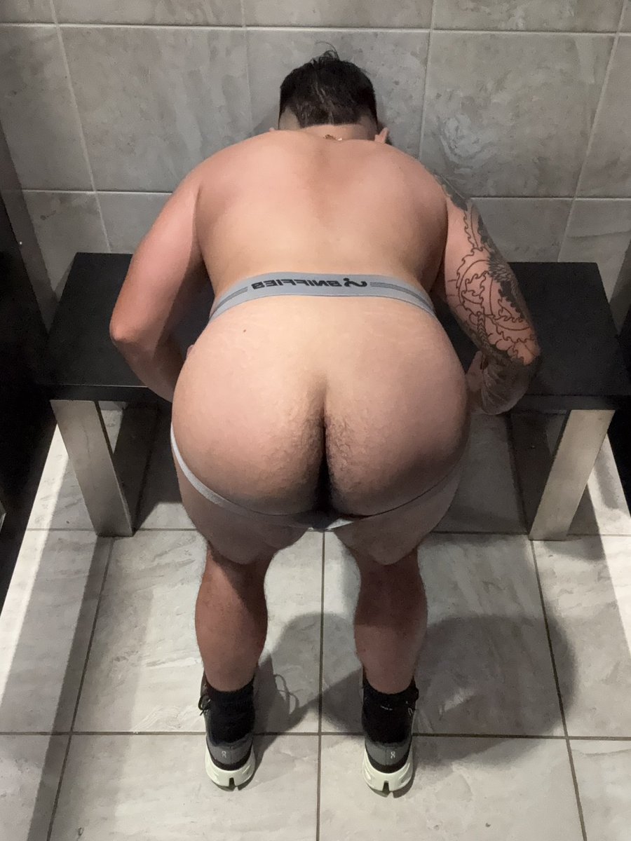 Need a gym buddy who’ll slide it in after we workout 🏋️‍♂️