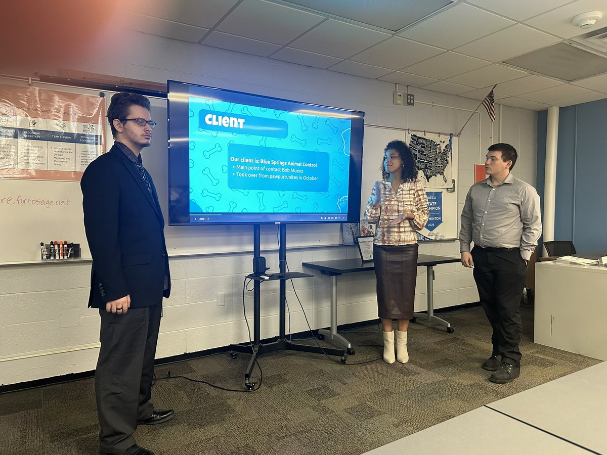 Great visiting the Business Accelerator program to hear the business proposals! #fortproud