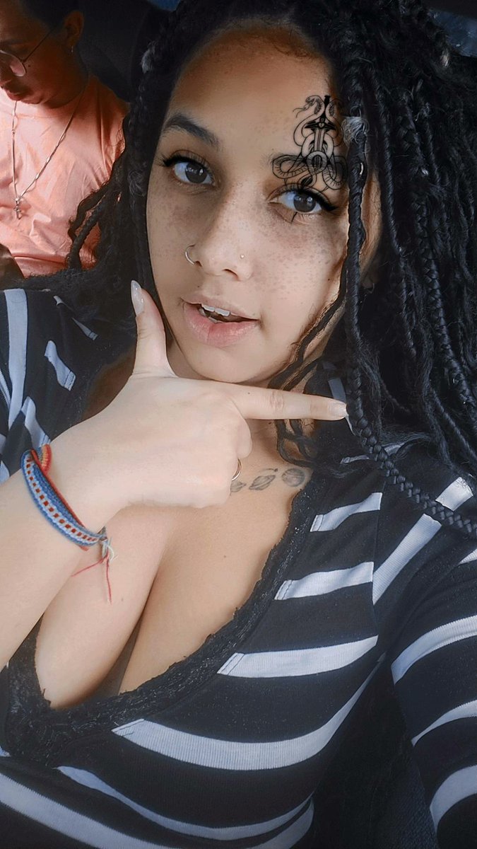 AnotherlilWorld's tweet image. #EXOLSelcaDay #PCY #ParkChanyeol #CHANYEOL
Revivendo essa # maravilhosa