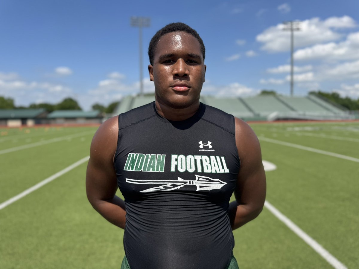 Waxahachie (TX) 2028 DL Aaron Snell

<a href="/A_Snell_/">Aaron Snell</a> | <a href="/NDNFootball/">Waxahachie Football</a> | <a href="/Tolleson20/">Coach Tolly 2⃣0⃣🇺🇸</a> | <a href="/CoachDT_TFB/">DT</a>