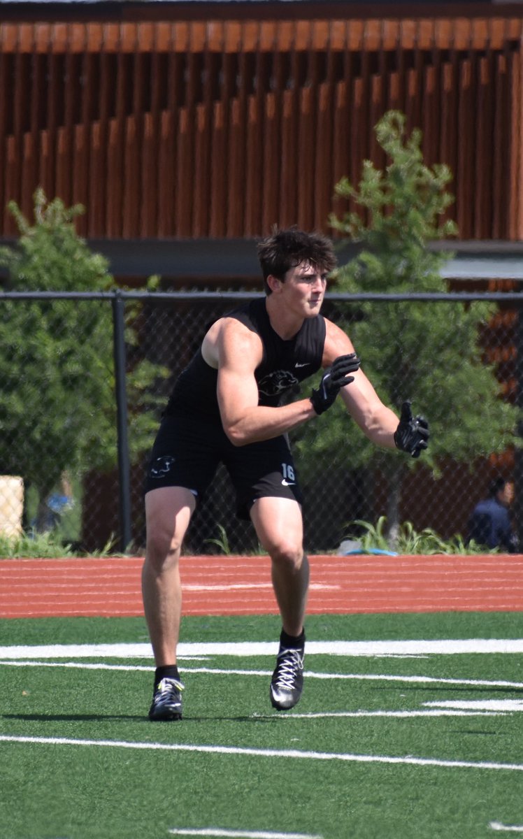 CJ Vogel (@cjvogel_otf) on Twitter photo First time seeing 2026 Panther Creek TE Parker Ord (<a href="/ParkerOrd5/">Parker Ord</a>) in person and came away impressed.
Picked up offers from Pitt, UL Lafayette, Tulane and Tulsa in the last two days. First time seeing 2026 Panther Creek TE Parker Ord (<a href="/ParkerOrd5/">Parker Ord</a>) in person and came away impressed.
Picked up offers from Pitt, UL Lafayette, Tulane and Tulsa in the last two days.
