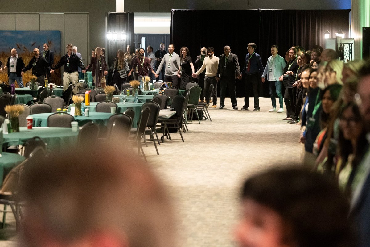 edwards_school's tweet image. That’s a wrap on the first-ever #PrairieBusinessSummit! 🌾💡
✅ In 2 packed days we featured: 4 keynotes, 7 panels, 6 workshops and 6 future-of-work talks.
Saskatchewan is ready to lead in AI.
#YXEBusiness #SaskBusiness #FutureOfBusiness #PrairiePower #USask