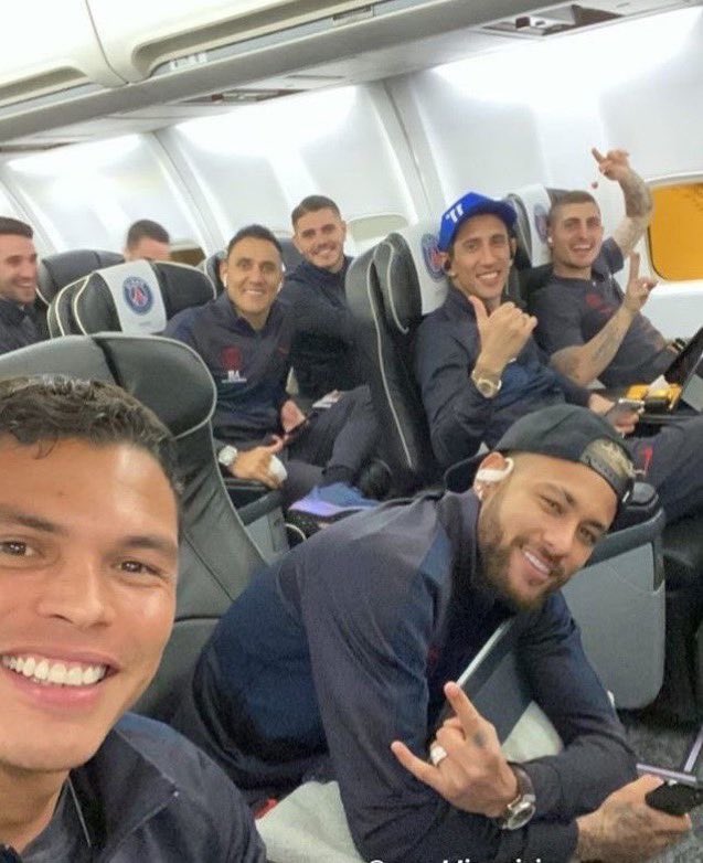ilneymar's tweet photo. Elle sera aussi pour vous celle là..💔 https://t.co/qnsmYuRuc8