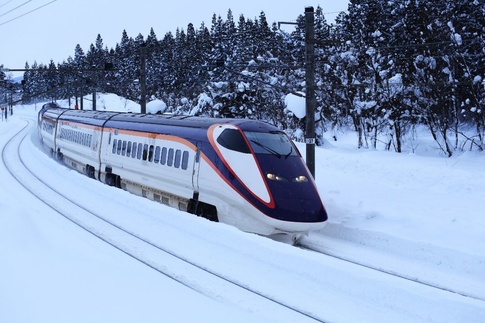 Murder on the Snow Country Express

Combining Agatha Christie with the beloved Japanese novel, Snow Country. ⛩️

A murder on a food and sake tour of Niigata, Japan. Solved by a chemist and accountant on their honeymoon. 🍶

#questpit #q #my