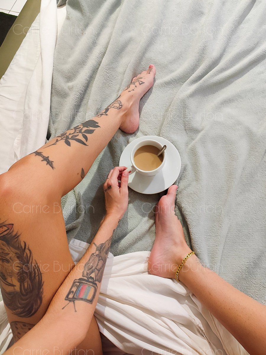 ✅ 𝗩𝗮𝗴𝗮𝘀 𝗮𝗯𝗲𝗿𝘁𝗮𝘀 𝗽𝗮𝗿𝗮:

🐂 Web corno (cuckold)
👛 feminização (Sissy)
🐷 Petplay (PIG)
🪢 Privação (castidade)
🏧 Caixa eletrônico (humilhação)

T.me/carrieburton ⚜️ Diga sua preferência e aguarde o valor 💋

⚜️ T.me/CultofCarrie ⚜️