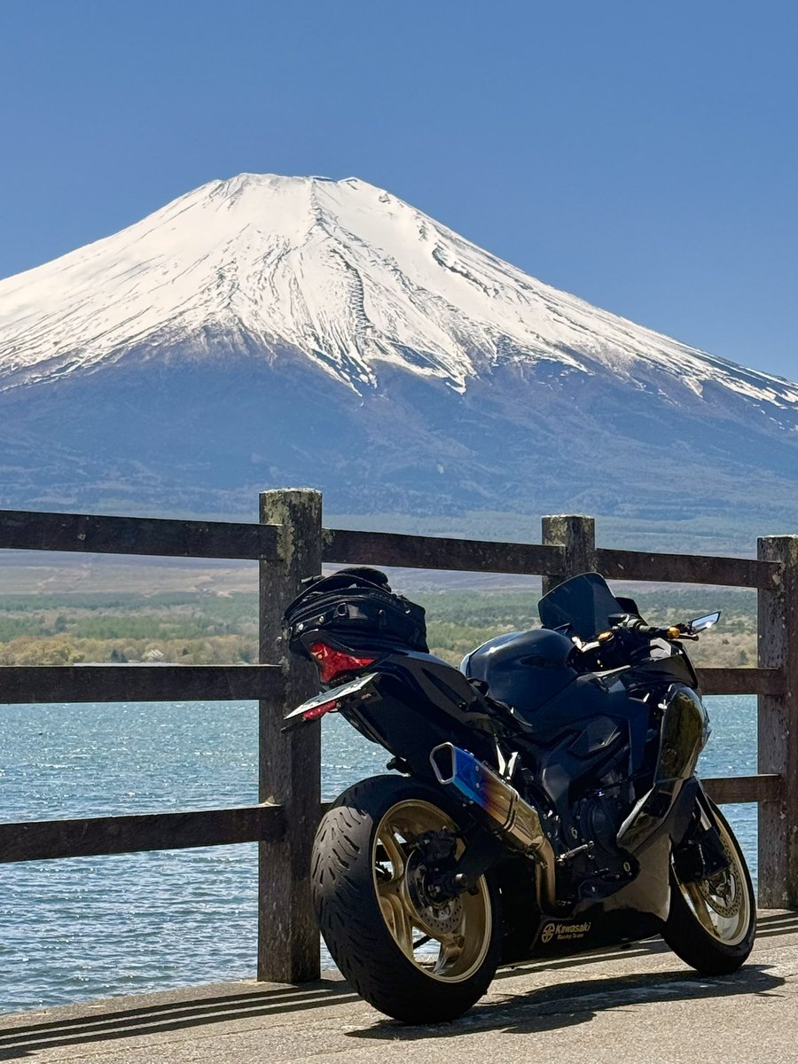おはようございます☀
週末も☀️お願いします☀️

#zx25r