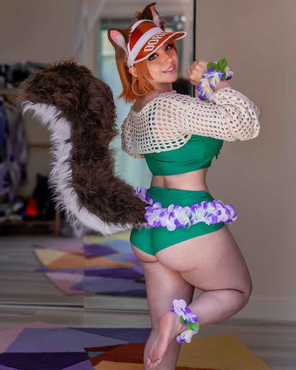 MY SUNSHINE SQUIRREL GIRL COSPLAY!!!!!!!! ^____^

anywayssssss..... 
who wants to queue up for rivals? >:3
(diamond thor one trick btw) https://t.co/FrIner8qK6