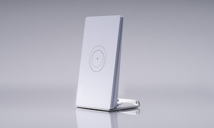 🚨STARLINK INTERNET EMPIRE EXPANDS: TINY BOX, MASSIVE COVERAGE!

Starlink just released their new Router Mini for only $40, bringing enhanced Wi-Fi performance to customers looking to expand their home coverage without breaking the bank.

The sleek white device works with