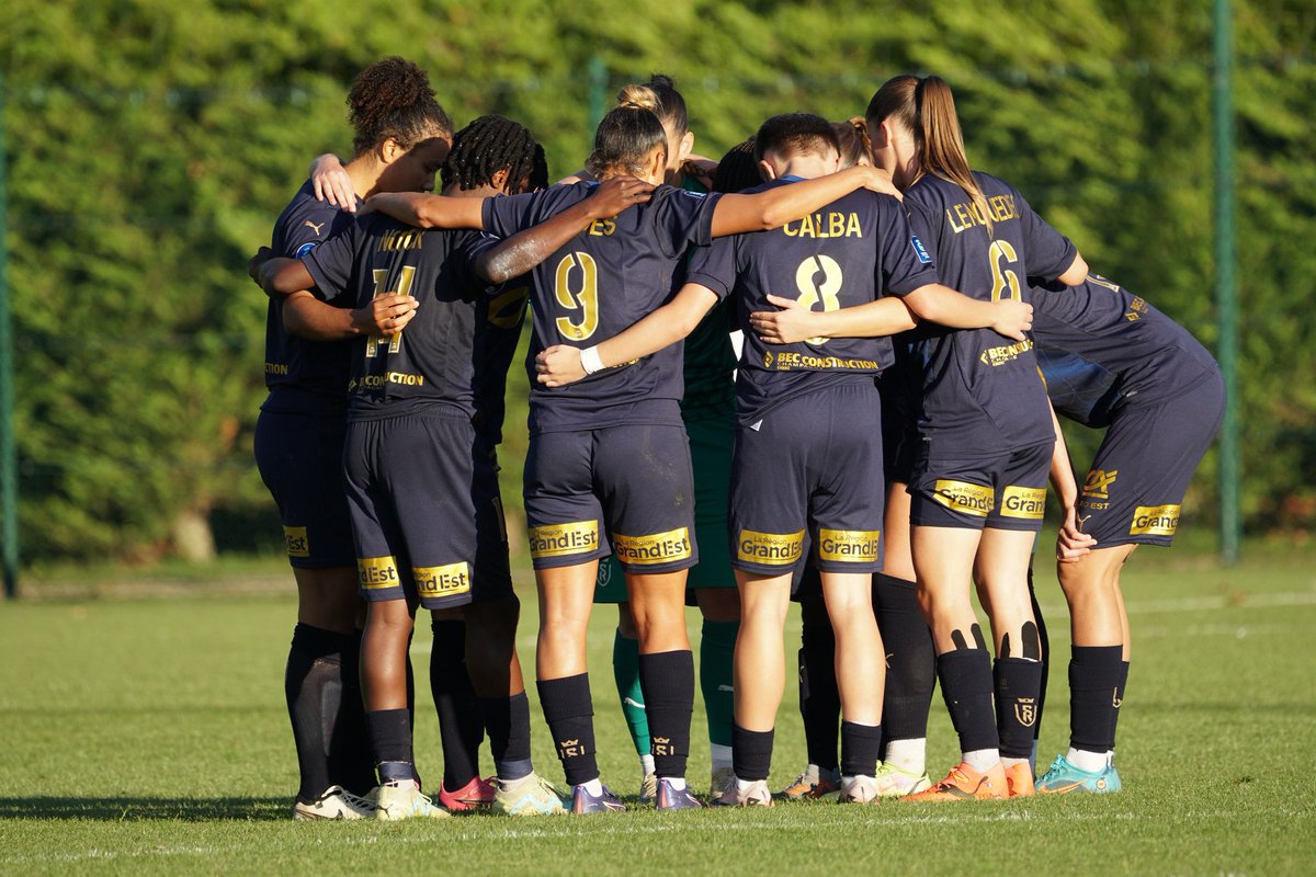 Daniel_MRQ's tweet image. Reims n&apos;est que le second club à être relégué en #SecondeLigue après avoir terminer dans le top 4 la saison précédente sous la poule unique en #ArkemaPL (soit depuis 1992/93), après Marseille en 2017/18. Chute #RCSASDR