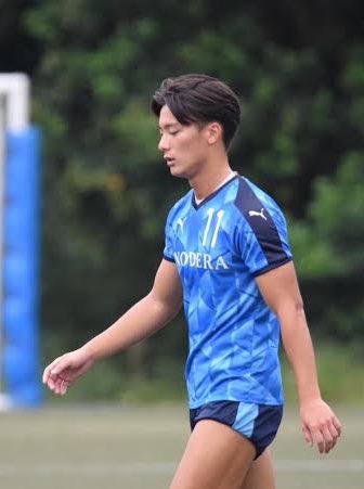 k_o_m_ataron's tweet image. この人めっちゃイケメンだよなぁ🤔💦

ふとした一瞬で画になるし…