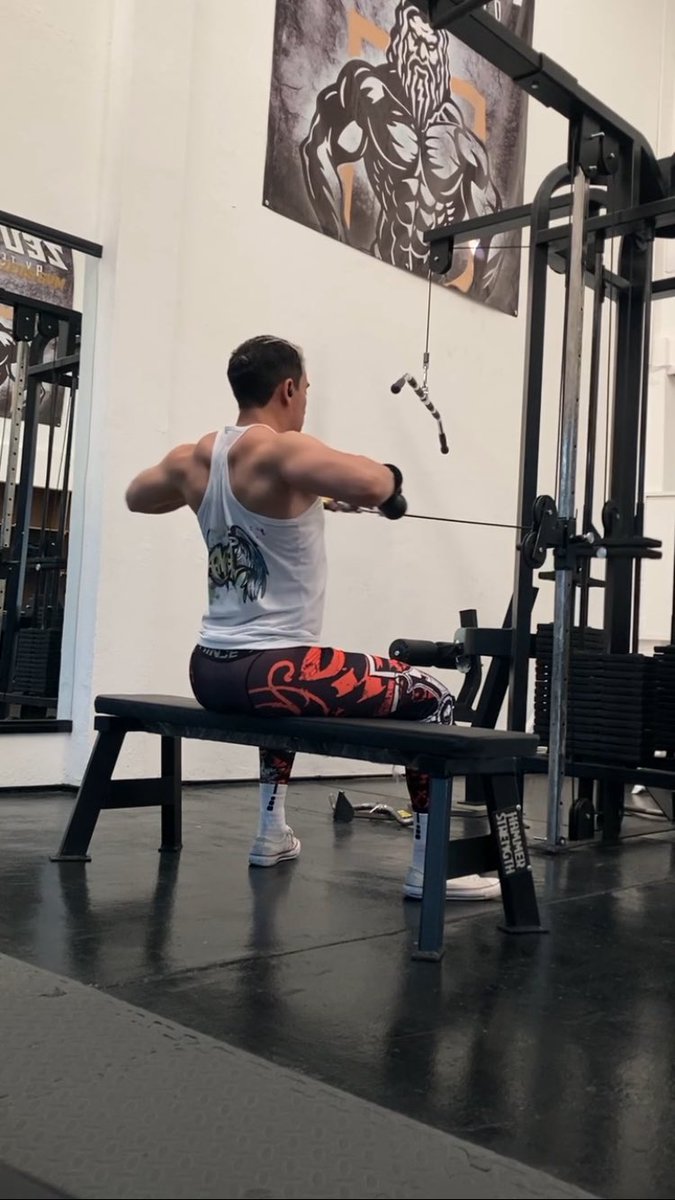 's tweet image. FacePull*
Conoces su trabajo de proporción según su altura de ejecución.?
💪🏼
#facepull #gym #fit #fitness #teambossangelito