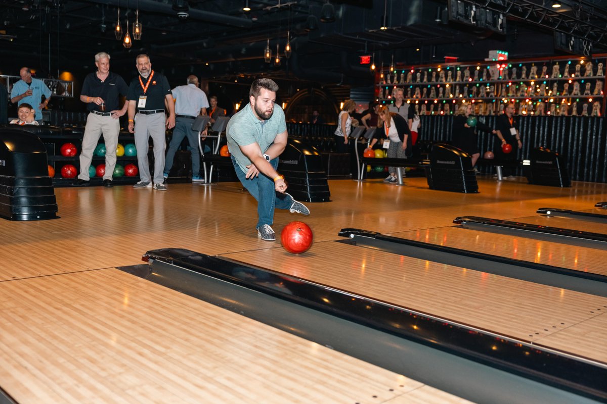 Light + Intelligent Building North America tweet media