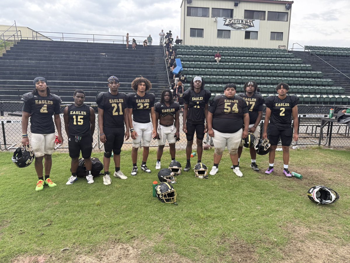 East Lawrence spring practice #4 in the books. #flyeagles