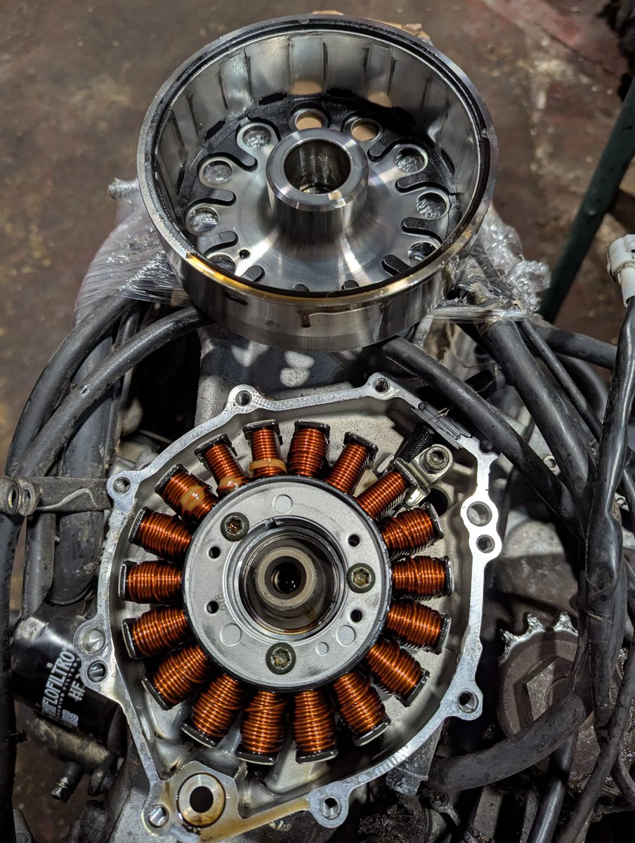 whitedogbikes's tweet image. 2002 Yamaha YZF-R1 stator and flywheel.... The stators are a known weak point on these bikes and are prone to failing! #Yamaha #yamahar1 #stator