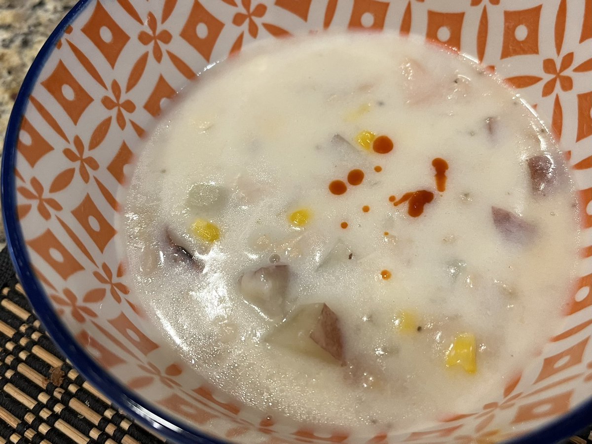 Heineken Tom (@theheinekentom) on Twitter photo Clam, corn and diced potato chowder. Clam, corn and diced potato chowder.
