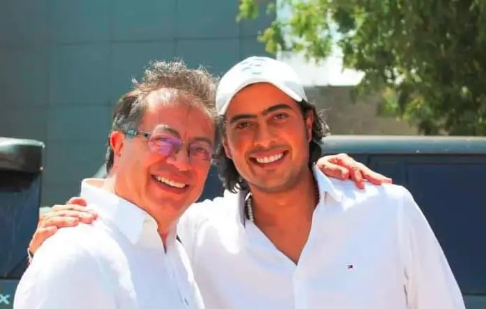 El Minarca tweet media