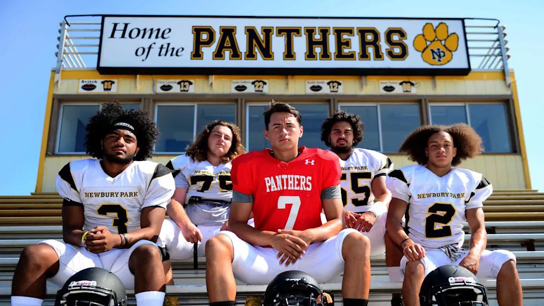 High School On SI (@highschoolonsi) on Twitter photo Cam Rising, former Utah QB, returns to alma mater to be high school football coach 💪🏽🔥
Read the full article⬇️ By <a href="/Tarek_Fattal/">Tarek Fattal</a>
si.com/high-school/ca… Cam Rising, former Utah QB, returns to alma mater to be high school football coach 💪🏽🔥
Read the full article⬇️ By <a href="/Tarek_Fattal/">Tarek Fattal</a>
si.com/high-school/ca…