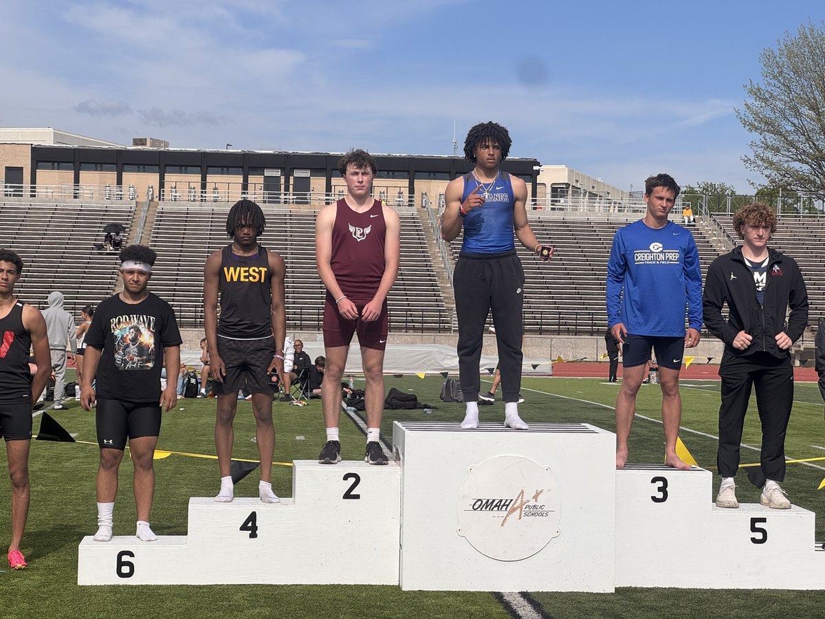 Jaxson with the 🥈In the 100m with a time of 10.81!