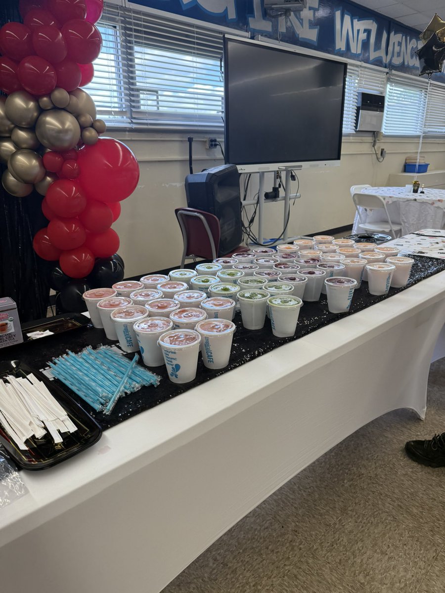NicholasOremMS (@orem_ms) on Twitter photo NOMS teachers and staff were celebrated today with lunch/smoothies and the gift of time!! #TeacherAppreciationWeek <a href="/MonroePrincipal/">Michelle Monroe</a> NOMS teachers and staff were celebrated today with lunch/smoothies and the gift of time!! #TeacherAppreciationWeek <a href="/MonroePrincipal/">Michelle Monroe</a>