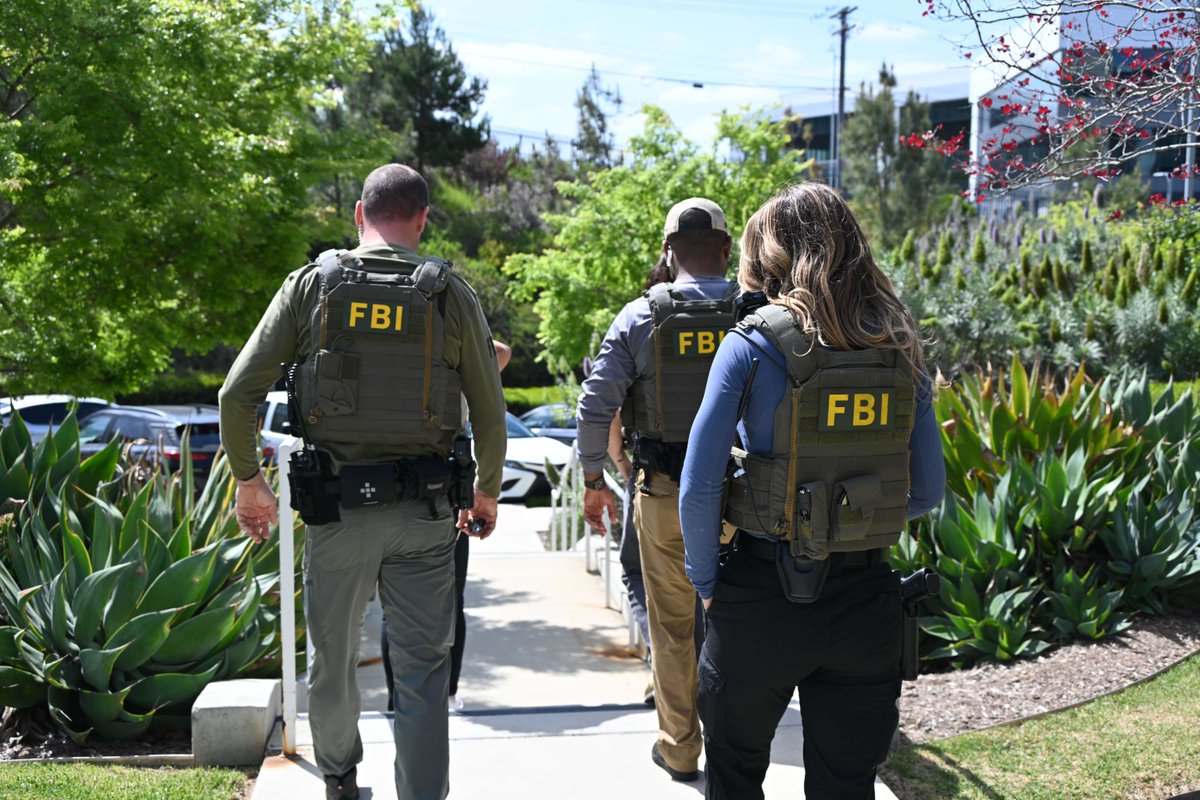 FBISanDiego's tweet image. #FBISanDiego announces four arrests as part of the nationwide Operation Restore Justice - a sweeping FBI initiative to identify, track, and arrest child sex predators. 

Learn more about our efforts to protect children and bring predators to justice justice.gov/usao-sdca/pr/j…