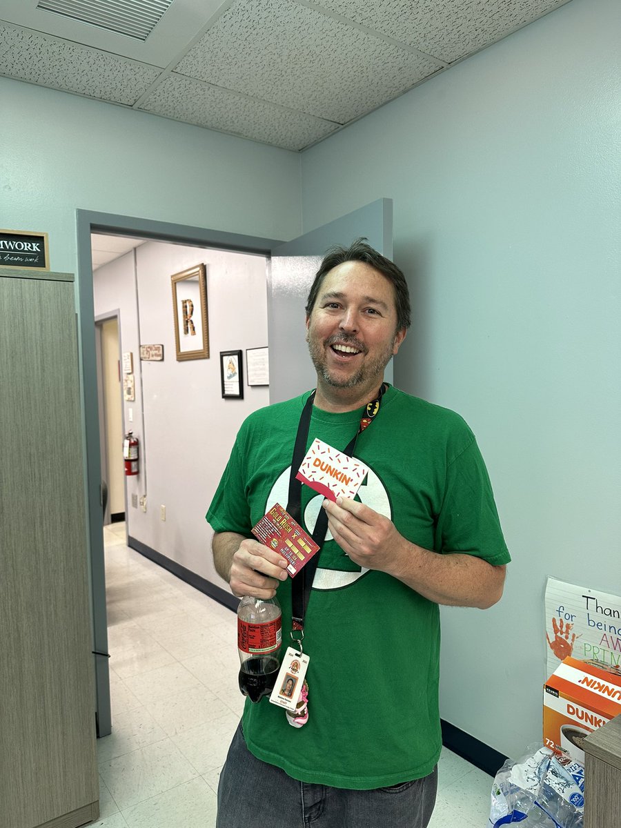 Teacher Appreciation Day 3! TACO’ bout an Awesome Staff! Taco Bar and another Raffle Winner 🎉🌮💙 <a href="/BHEPrincipalFam/">Katherine Familia</a>