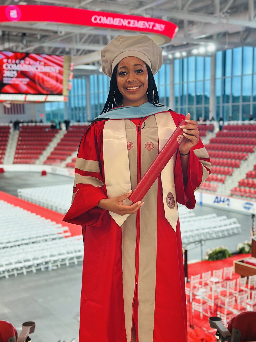 iamjasmynwright's tweet image. Dr. Jasmyn Nicole Wright
I PushEdD Through ✋🏾🤚🏼
Doctorate of Social, Emotional, and Academic Leadership
I don’t even have a deep or poetic caption for yall (yet). Just a THANK YOU GOD! #IYKYK 
#LordIThankYou #LongPostLater #PushThrough #EducationalLeadership #EdD