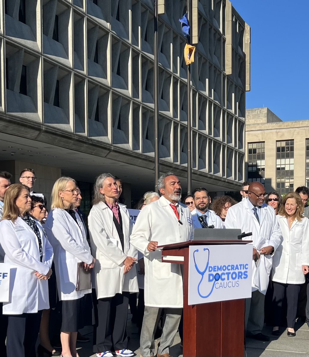 AOA President, Teresa Hubka, DO, FACOOG (Dist.), CS, joined with members of the Democratic Doctors Caucus and other physician leaders this morning on Capitol Hill to advocate for protection of patient access to Medicaid.  Learn more: bit.ly/3CB59VA