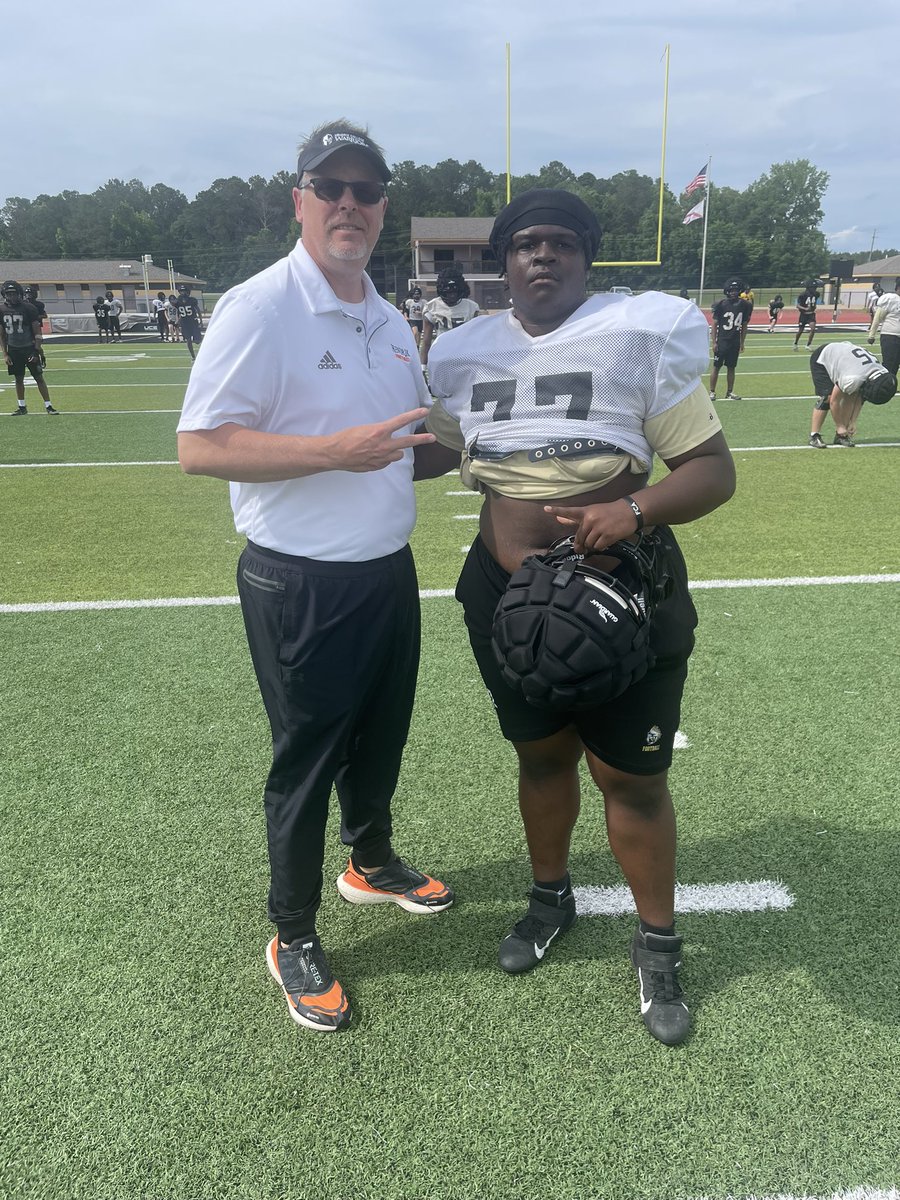 Tyler Harris (@harris_tyler77) on Twitter photo Thank you <a href="/CoachPete19/">Coach Douglas Petersen</a> for stopping by and visiting me really appreciate it #WinTheMoment ⚫️🟡<a href="/TheCoachBear48/">BEAR Woods</a> <a href="/coachbrs/">Ben Singleton, HSSCC</a> <a href="/CoachMorton28/">Marvin Morton</a> <a href="/CoachFagan_5/">Coach Fagan</a> <a href="/CoachDockins/">JL Dockins</a> <a href="/Madhousefit/">Madhouse Training</a> Thank you <a href="/CoachPete19/">Coach Douglas Petersen</a> for stopping by and visiting me really appreciate it #WinTheMoment ⚫️🟡<a href="/TheCoachBear48/">BEAR Woods</a> <a href="/coachbrs/">Ben Singleton, HSSCC</a> <a href="/CoachMorton28/">Marvin Morton</a> <a href="/CoachFagan_5/">Coach Fagan</a> <a href="/CoachDockins/">JL Dockins</a> <a href="/Madhousefit/">Madhouse Training</a>