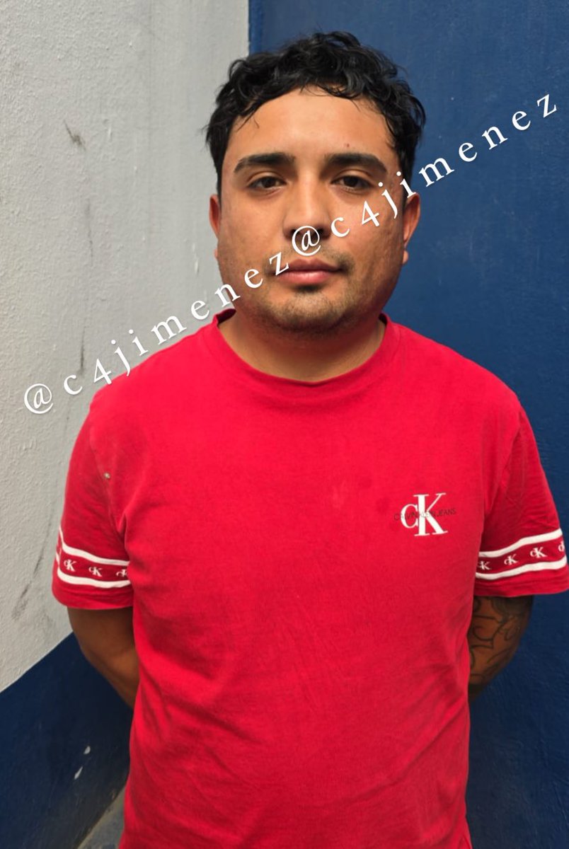 c4jimenez's tweet photo. DETENIDO
Es uno de las ratas q le dio un cristalizo a la camioneta de @Carmenbaque y luego le escribió p amenazar con secuestrarla y violarla.
Los equipos de Inteligencia de @SSC_CDMX lo ubicaron hoy en @TlalpanAl 
Confesó q su hermano andaba robando con él.

El caso #C4EnAlerta https://t.co/oEvVXnM9EP